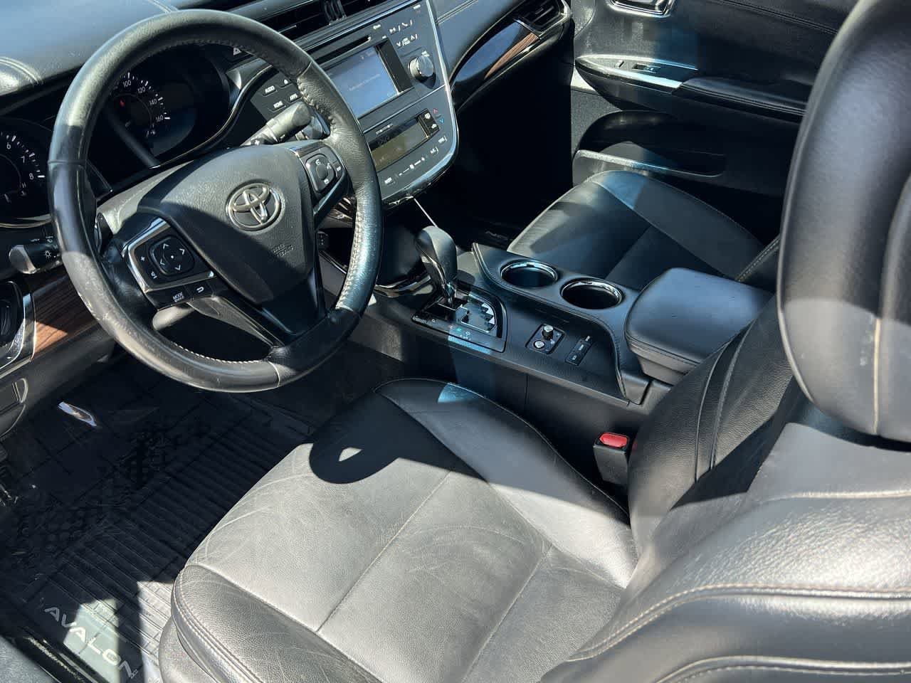 2015 Toyota Avalon XLE 10