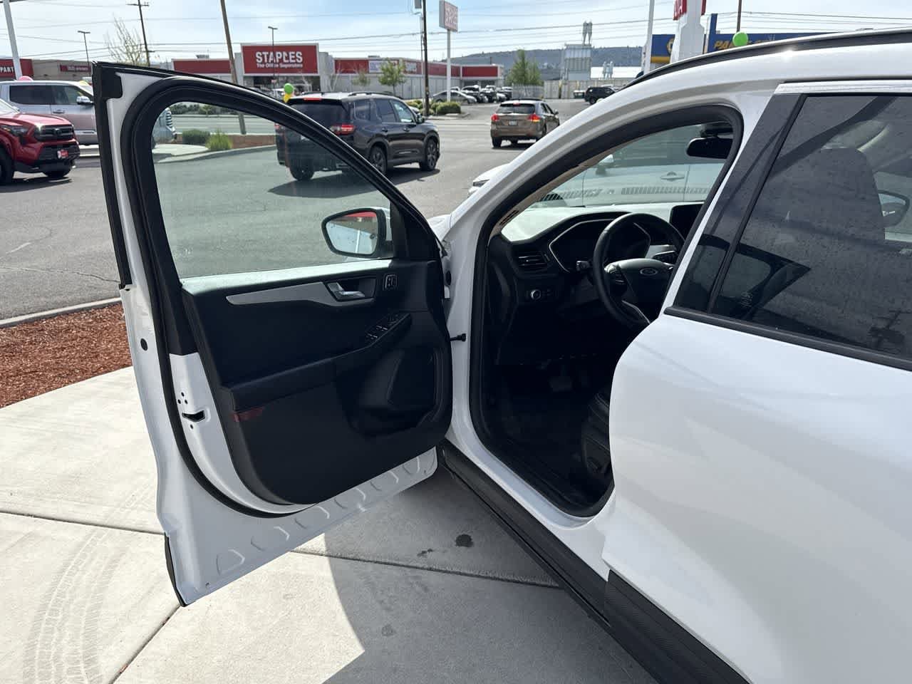 Thumbnail: 2020 Ford Escape - 10
