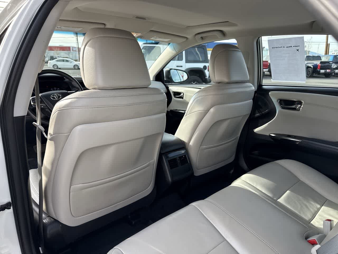 Thumbnail: 2015 Toyota Avalon - 13