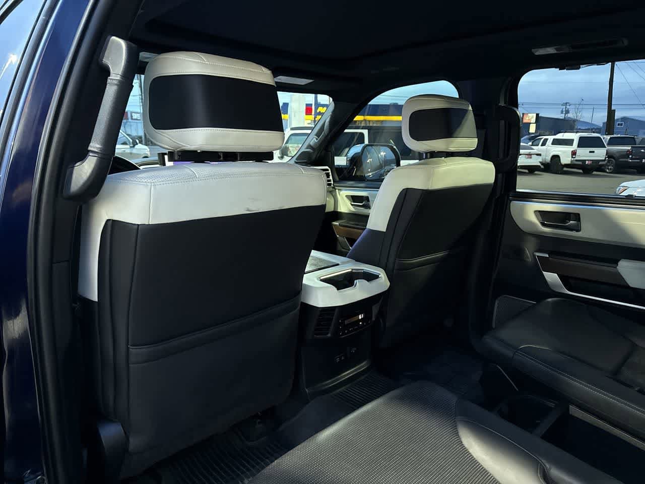 Thumbnail: 2023 Toyota Sequoia - 14