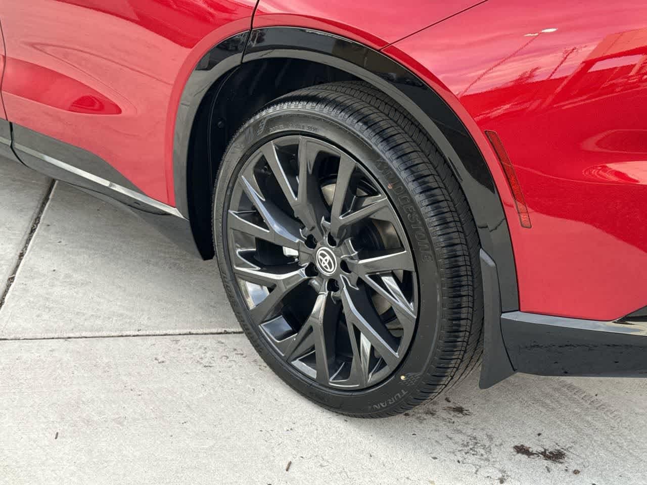 Thumbnail: 2025 Toyota Crown Signia - 8