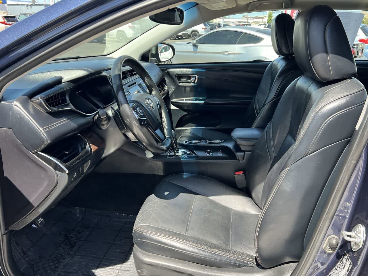 2015 Toyota Avalon XLE 11