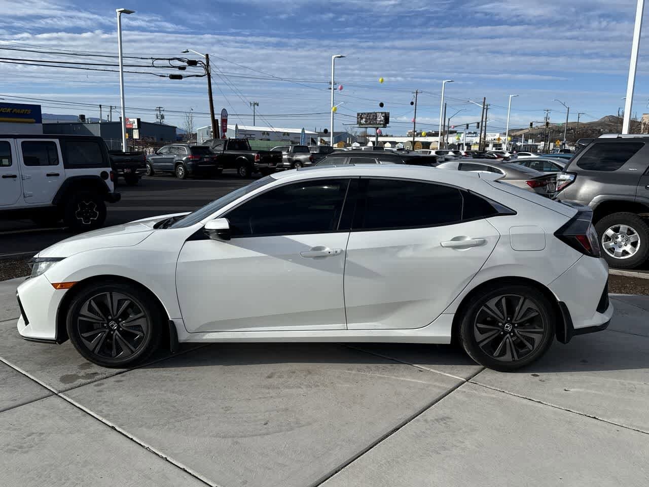 2018 Honda Civic EX Hatchback photo 2