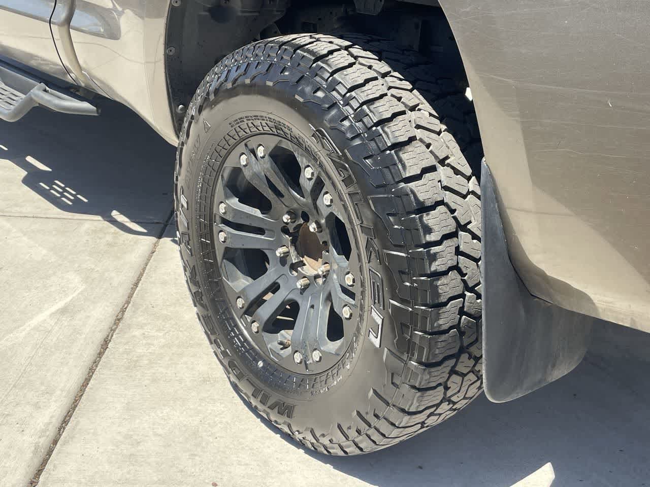 Thumbnail: 2010 Toyota Tundra - 8