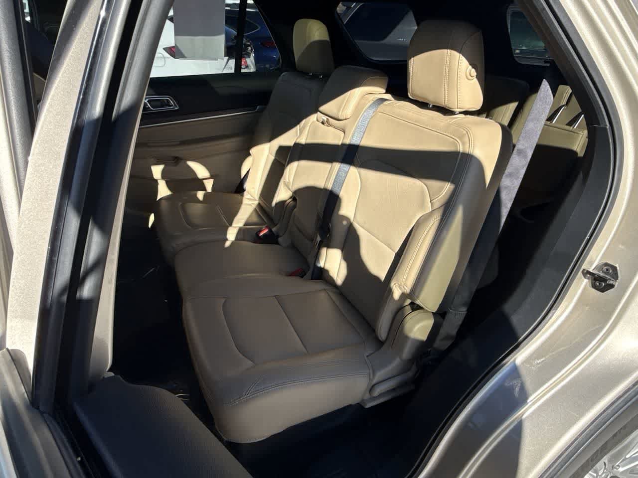 Thumbnail: 2017 Ford Explorer - 12