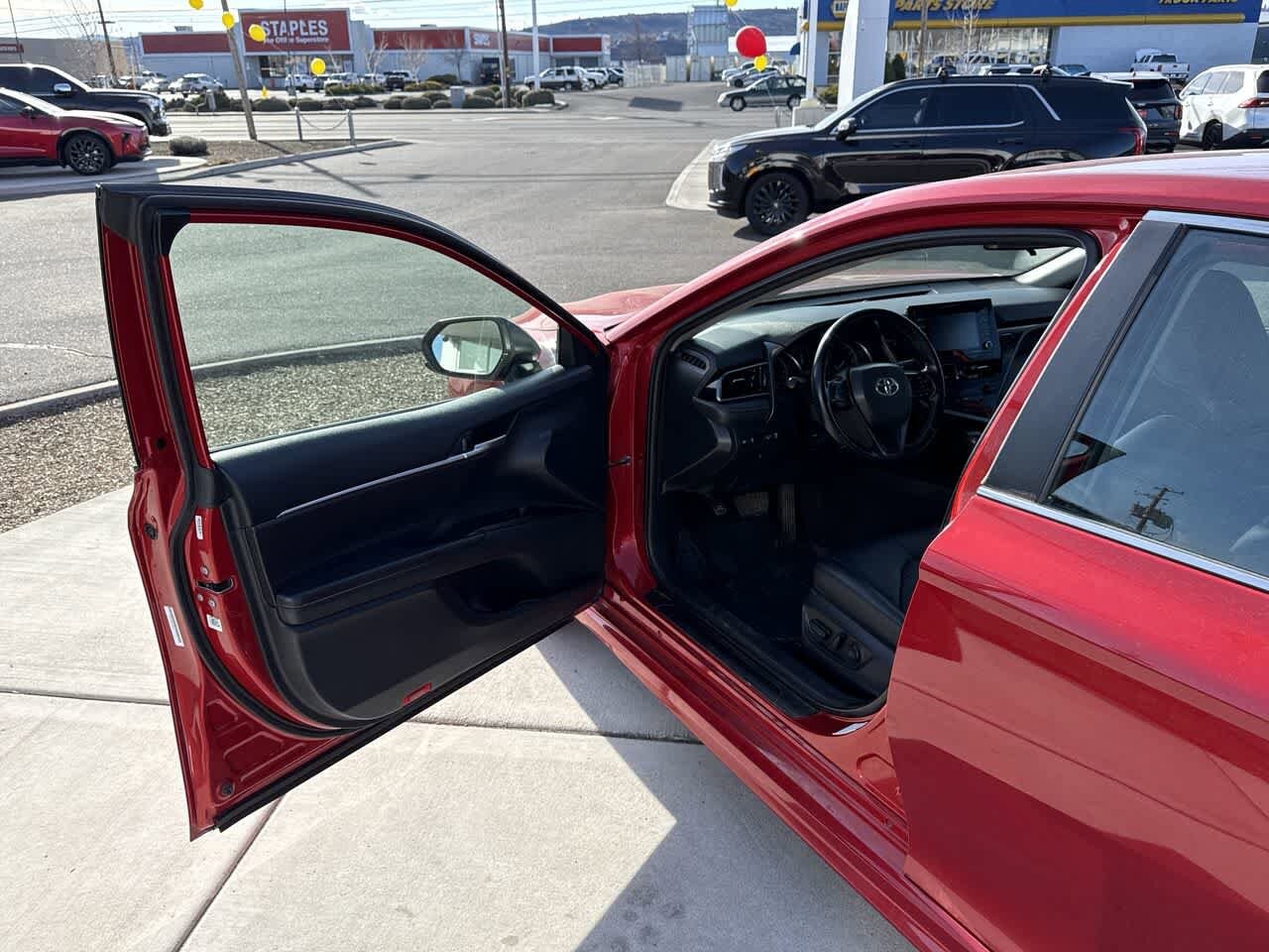 Thumbnail: 2021 Toyota Camry - 10