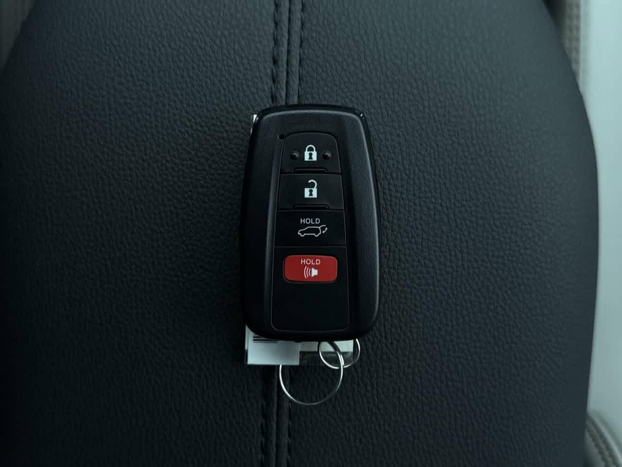 Thumbnail: 2025 Toyota RAV4 - 23