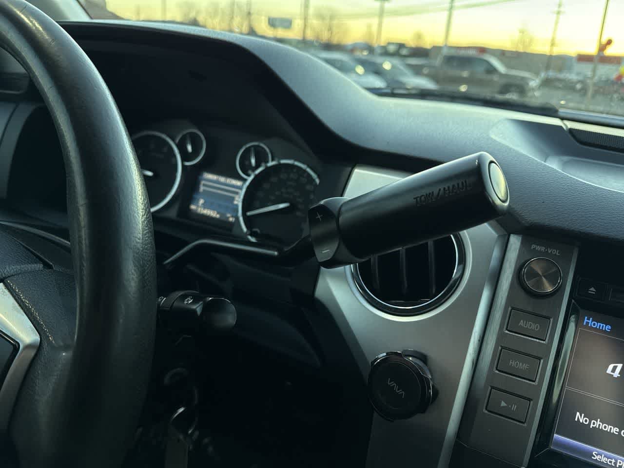 Thumbnail: 2016 Toyota Tundra - 21