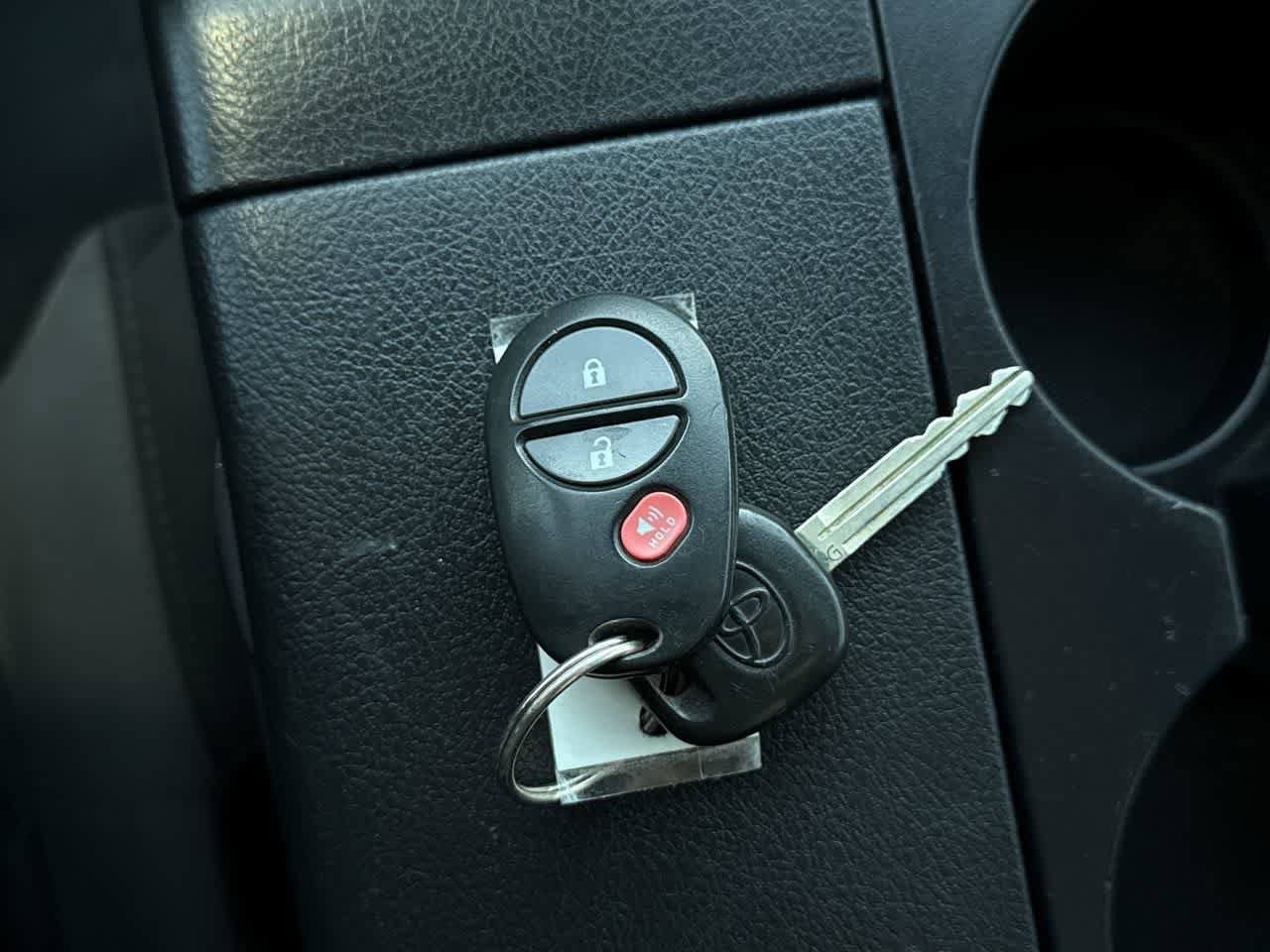 Thumbnail: 2016 Toyota Tundra - 24