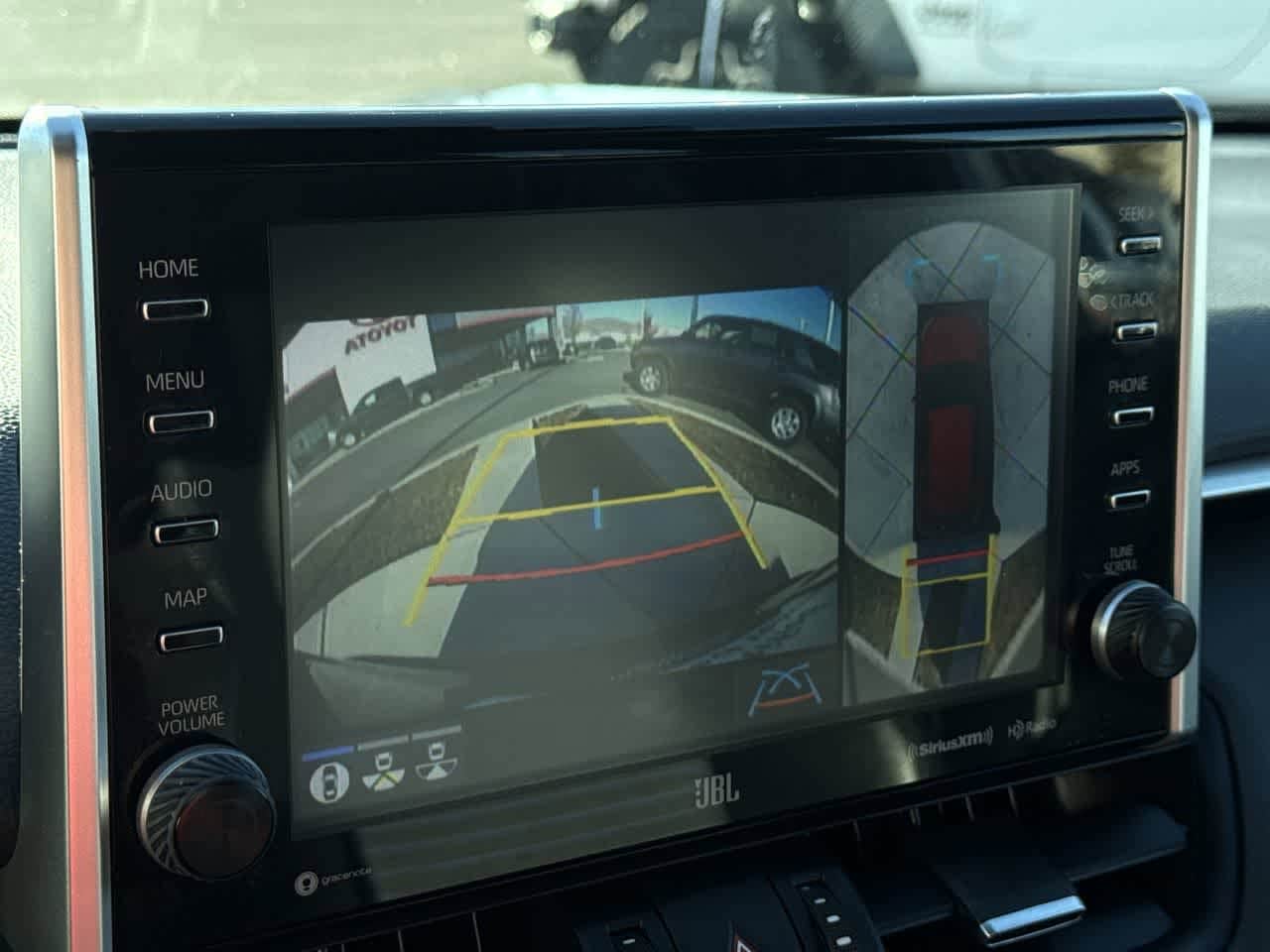 Thumbnail: 2022 Toyota RAV4 - 19