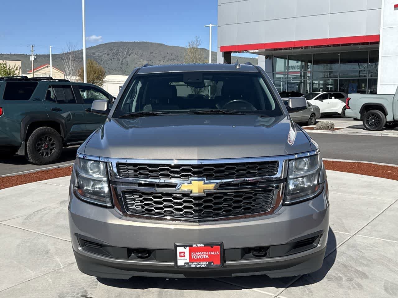 Thumbnail: 2018 Chevrolet Tahoe - 3