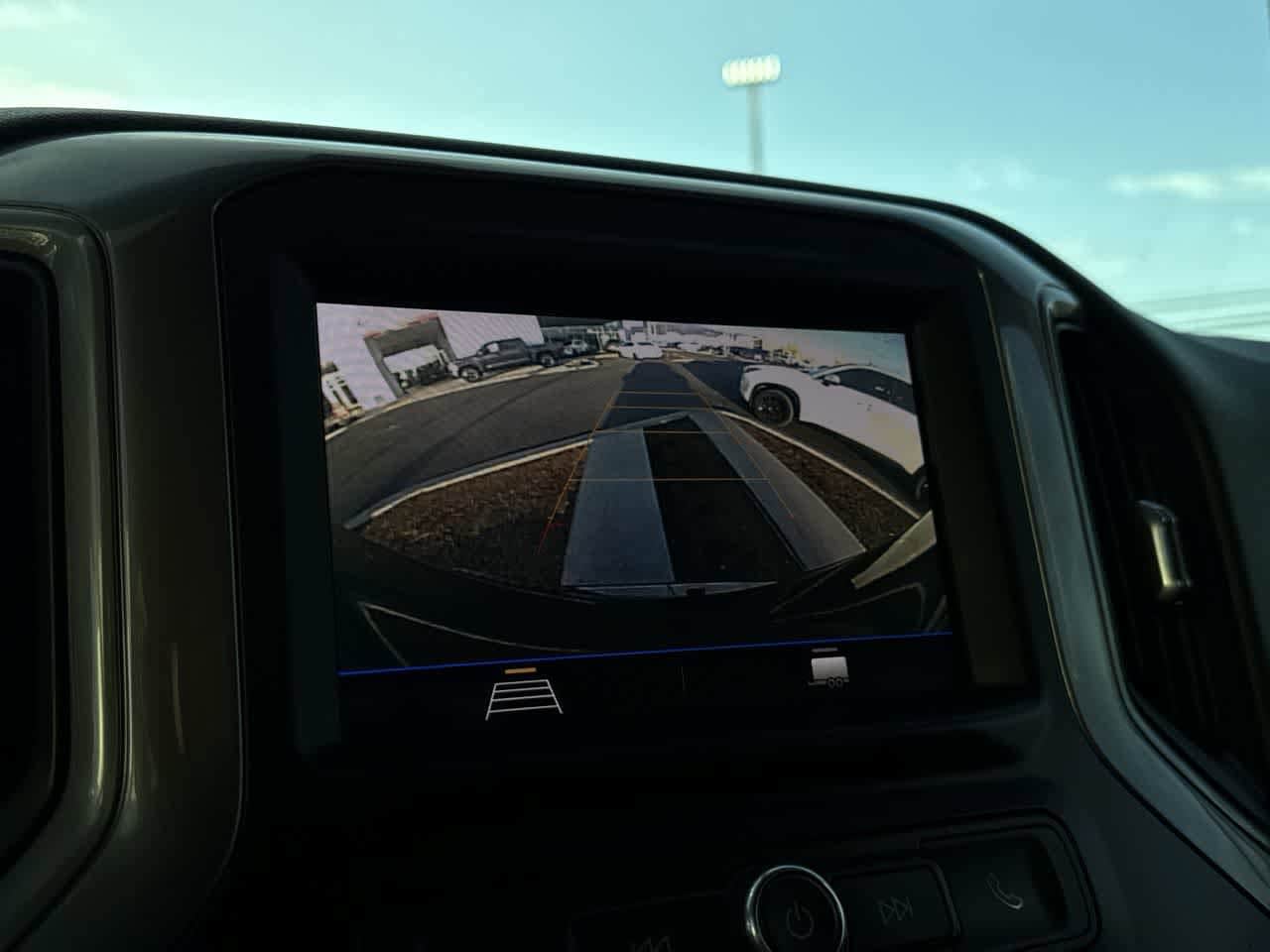 Thumbnail: 2021 Chevrolet Silverado 1500 - 19