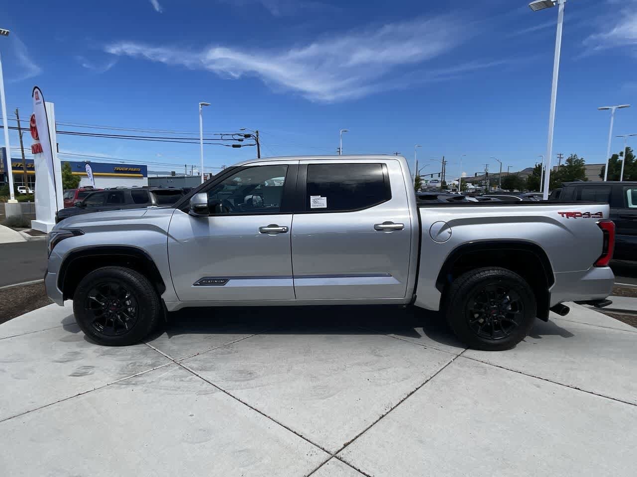 2025 Toyota Tundra Platinum photo 2