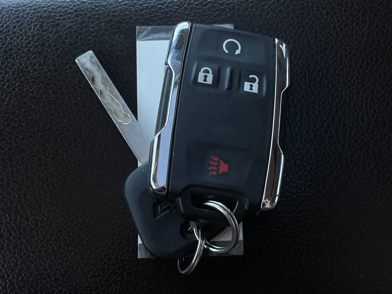 Thumbnail: 2015 Chevrolet Silverado 2500 - 20