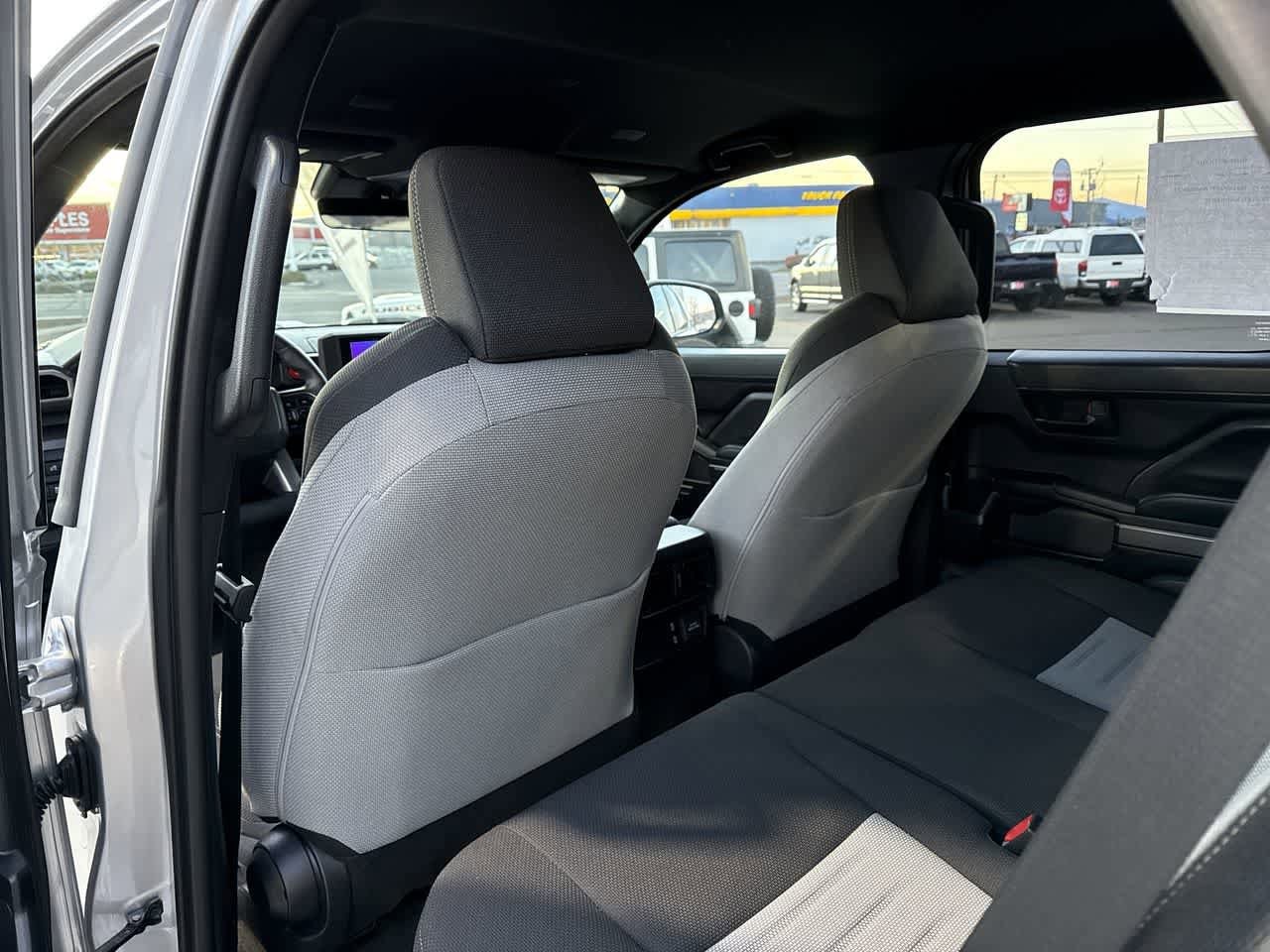 Thumbnail: 2025 Toyota 4Runner - 13