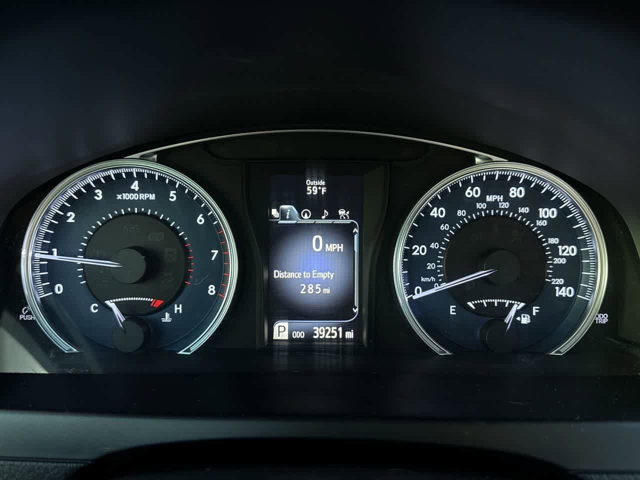 Thumbnail: 2017 Toyota Camry - 17