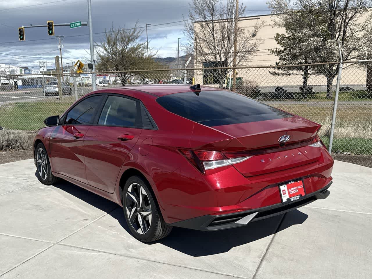 Thumbnail: 2023 Hyundai Elantra - 5