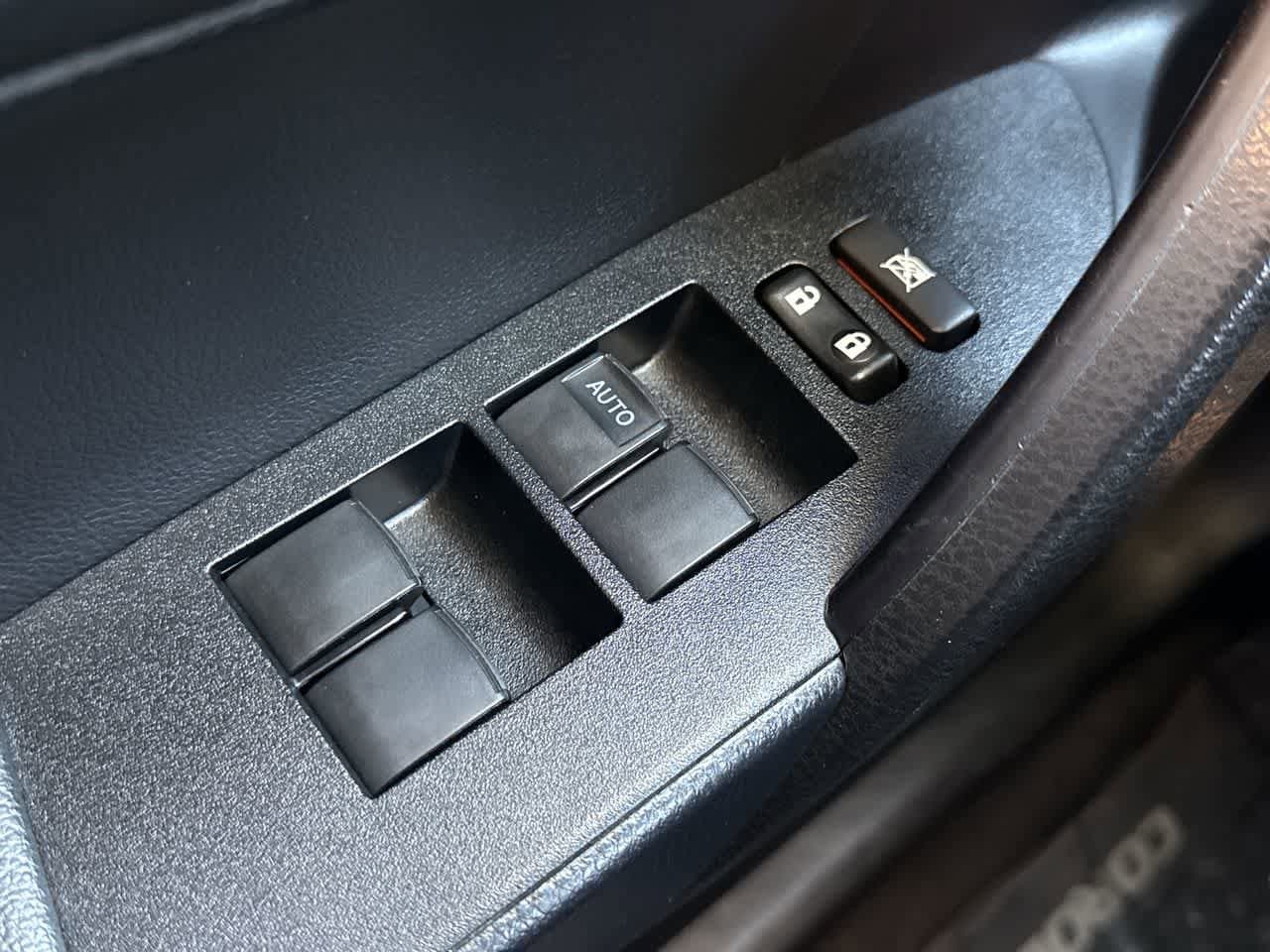 Thumbnail: 2016 Toyota Corolla - 22