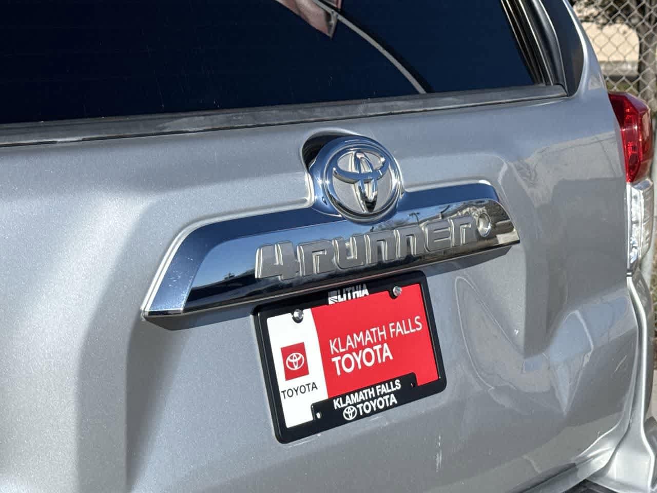 Thumbnail: 2012 Toyota 4Runner - 9