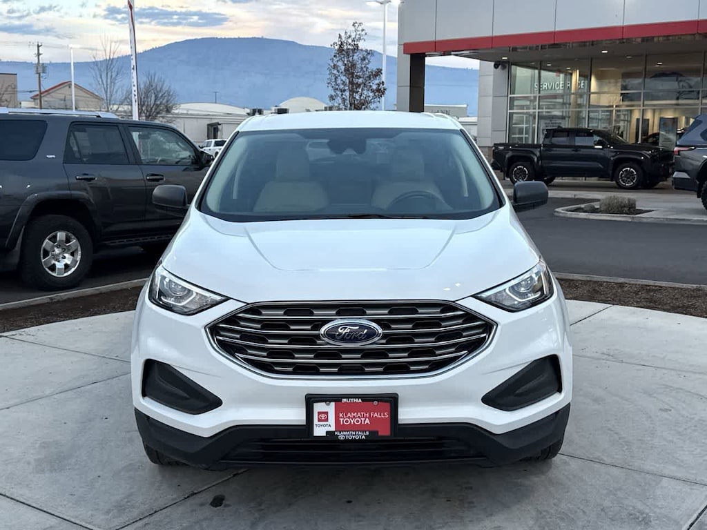 Used 2022 Ford Edge SE SUV