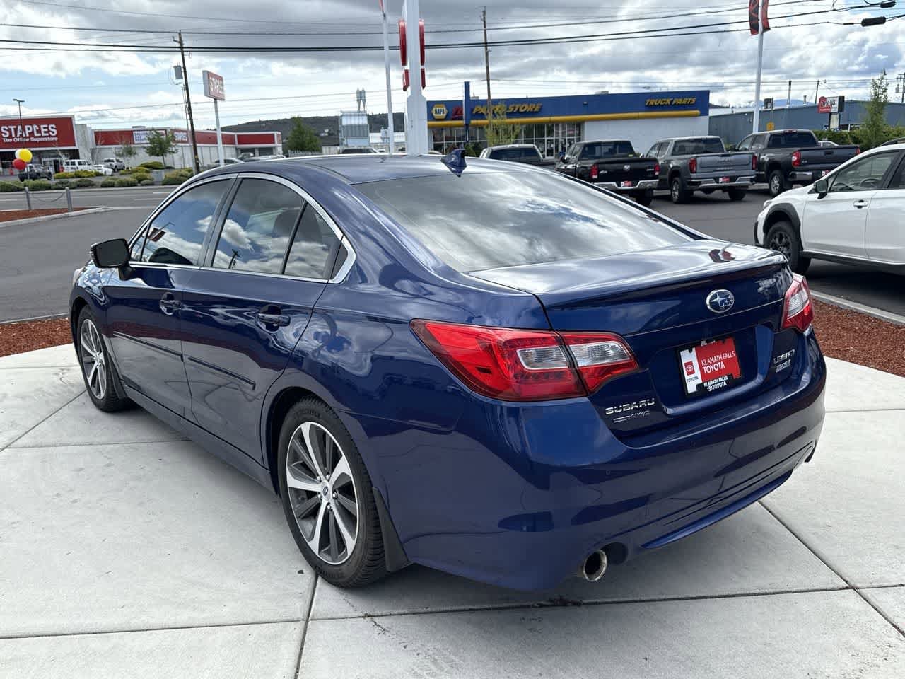 Thumbnail: 2017 Subaru Legacy - 5