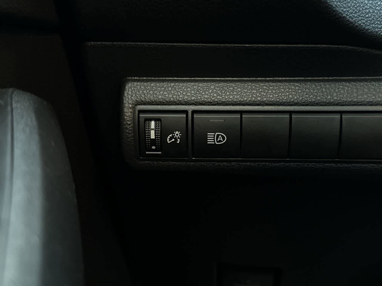 Thumbnail: 2022 Toyota Corolla - 21