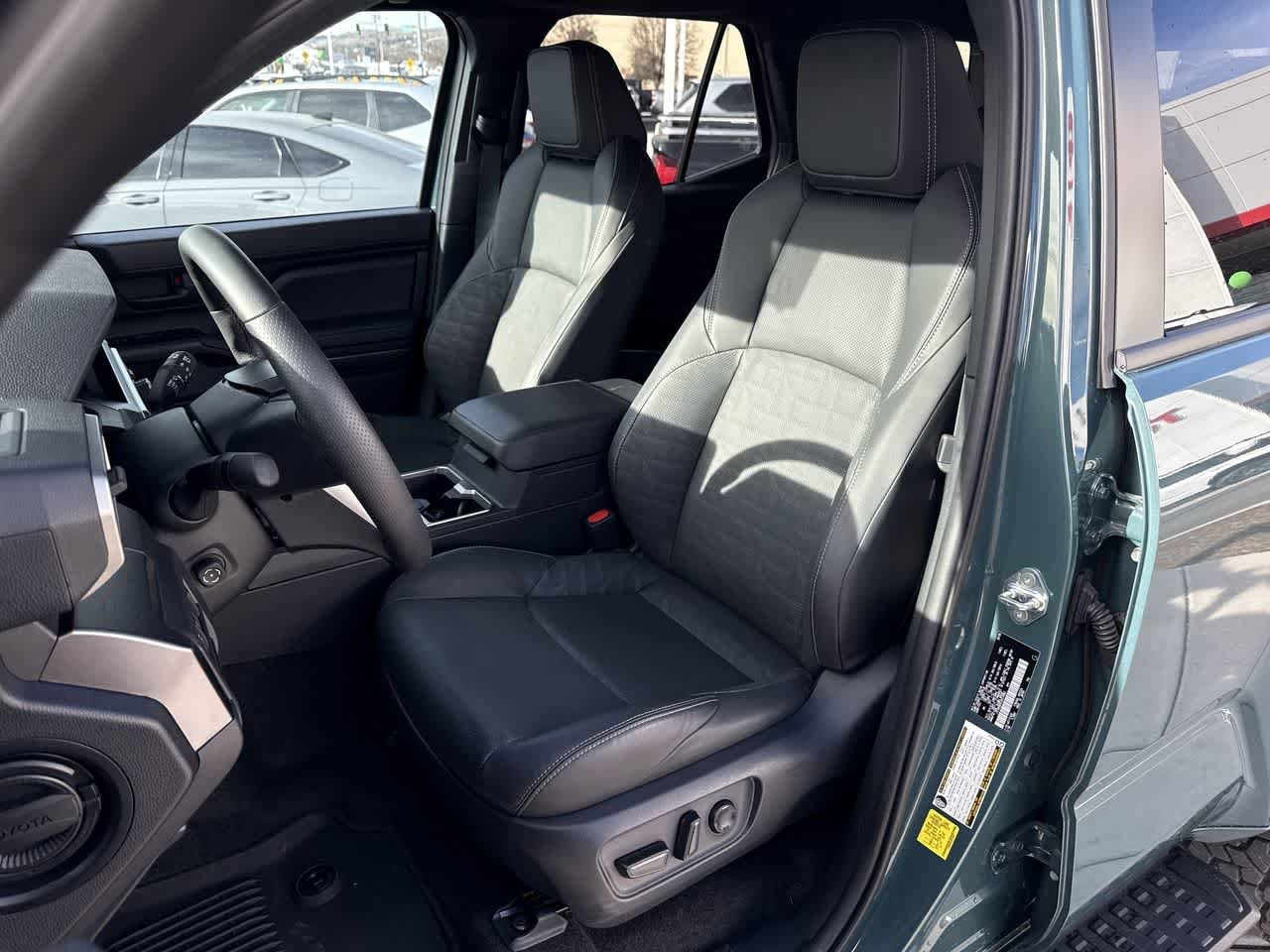 Thumbnail: 2025 Toyota 4Runner - 10