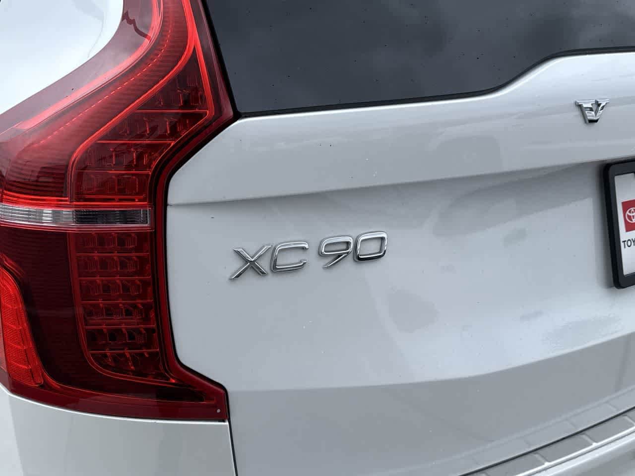 Thumbnail: 2022 Volvo XC90 - 9