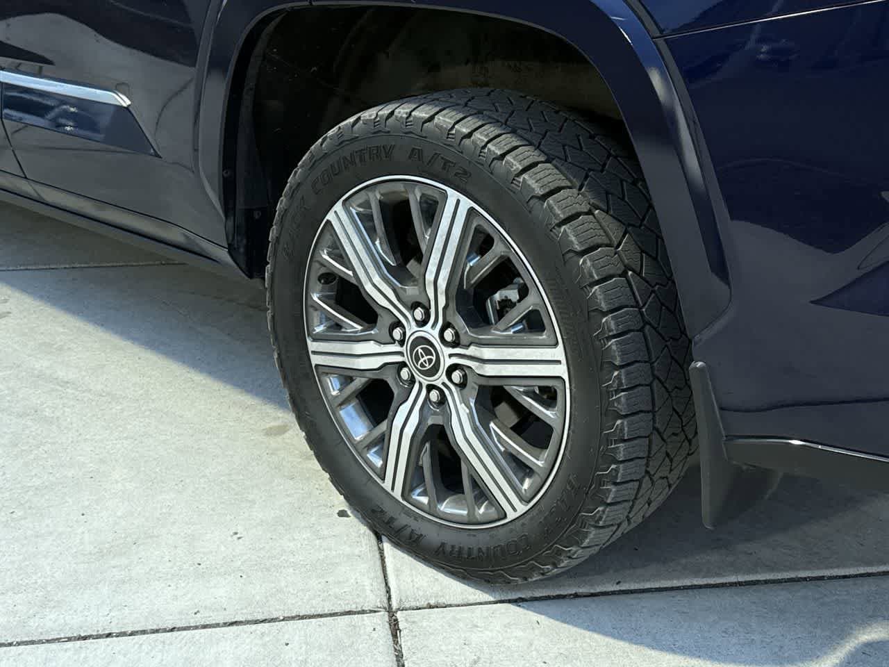 Thumbnail: 2023 Toyota Sequoia - 8