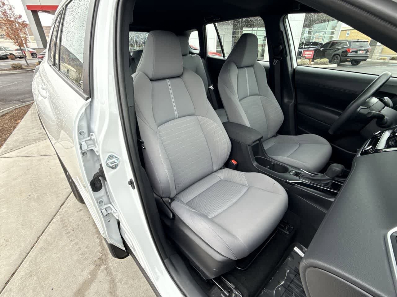 Thumbnail: 2023 Toyota Corolla Cross - 14