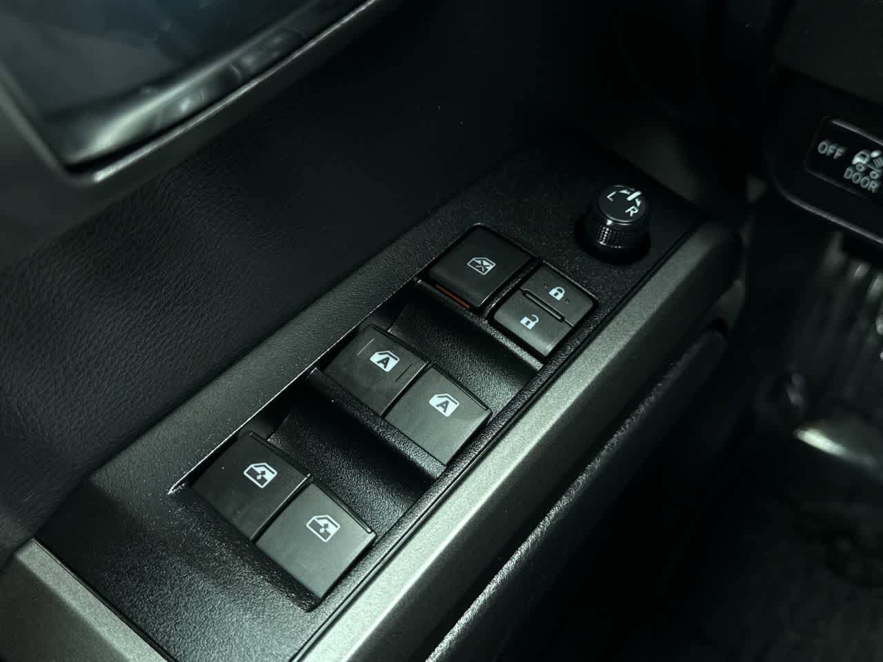 Thumbnail: 2023 Toyota Tacoma - 22