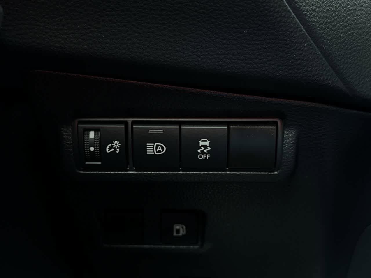 Thumbnail: 2023 Toyota Corolla Cross - 21