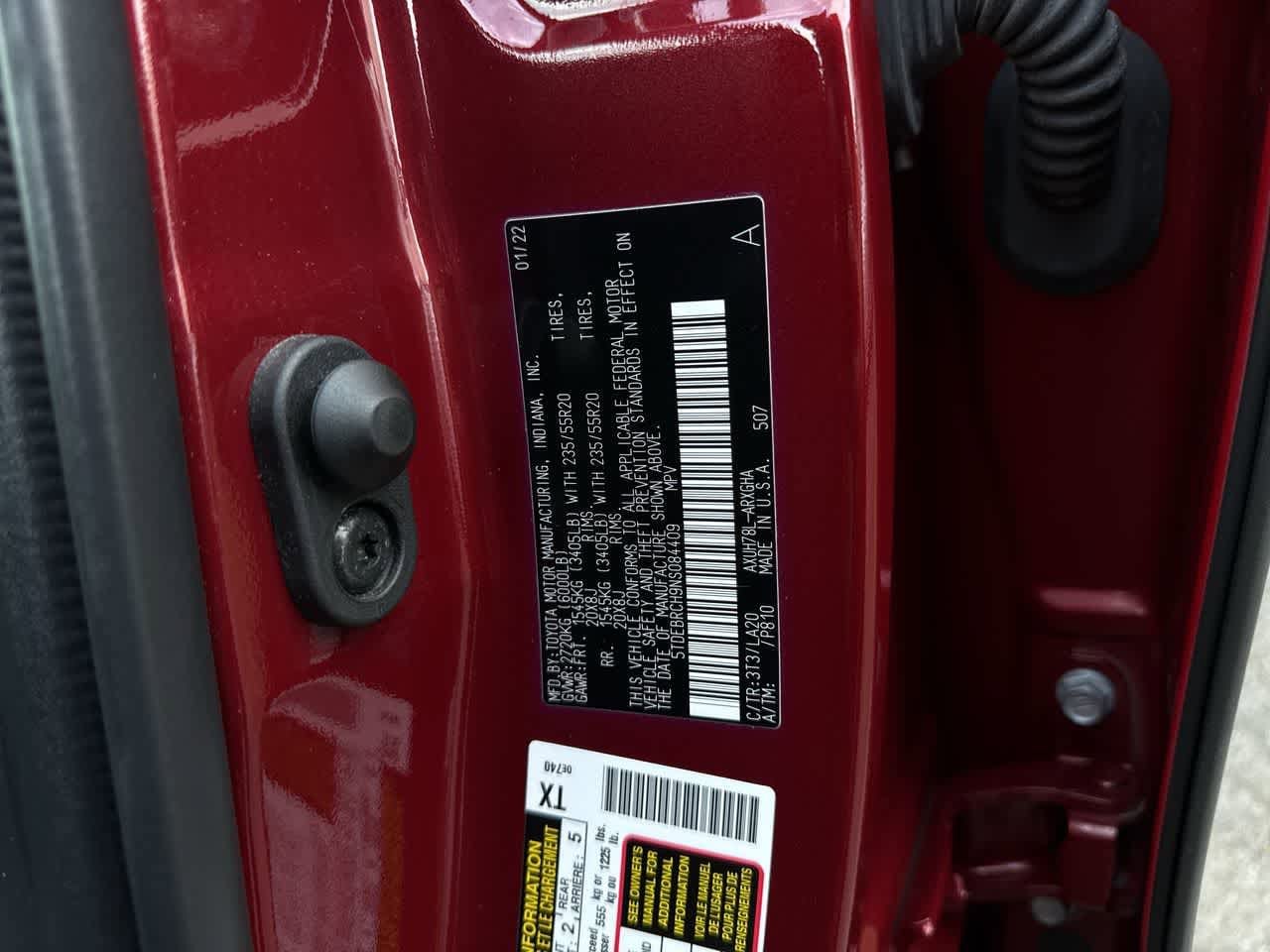 Thumbnail: 2022 Toyota Highlander - 25