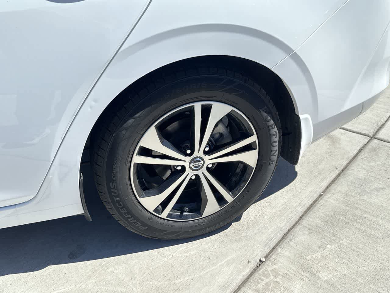 Thumbnail: 2022 Nissan Sentra - 8