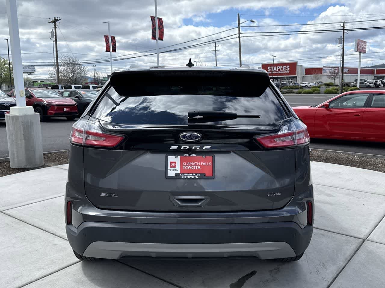 Thumbnail: 2022 Ford Edge - 4