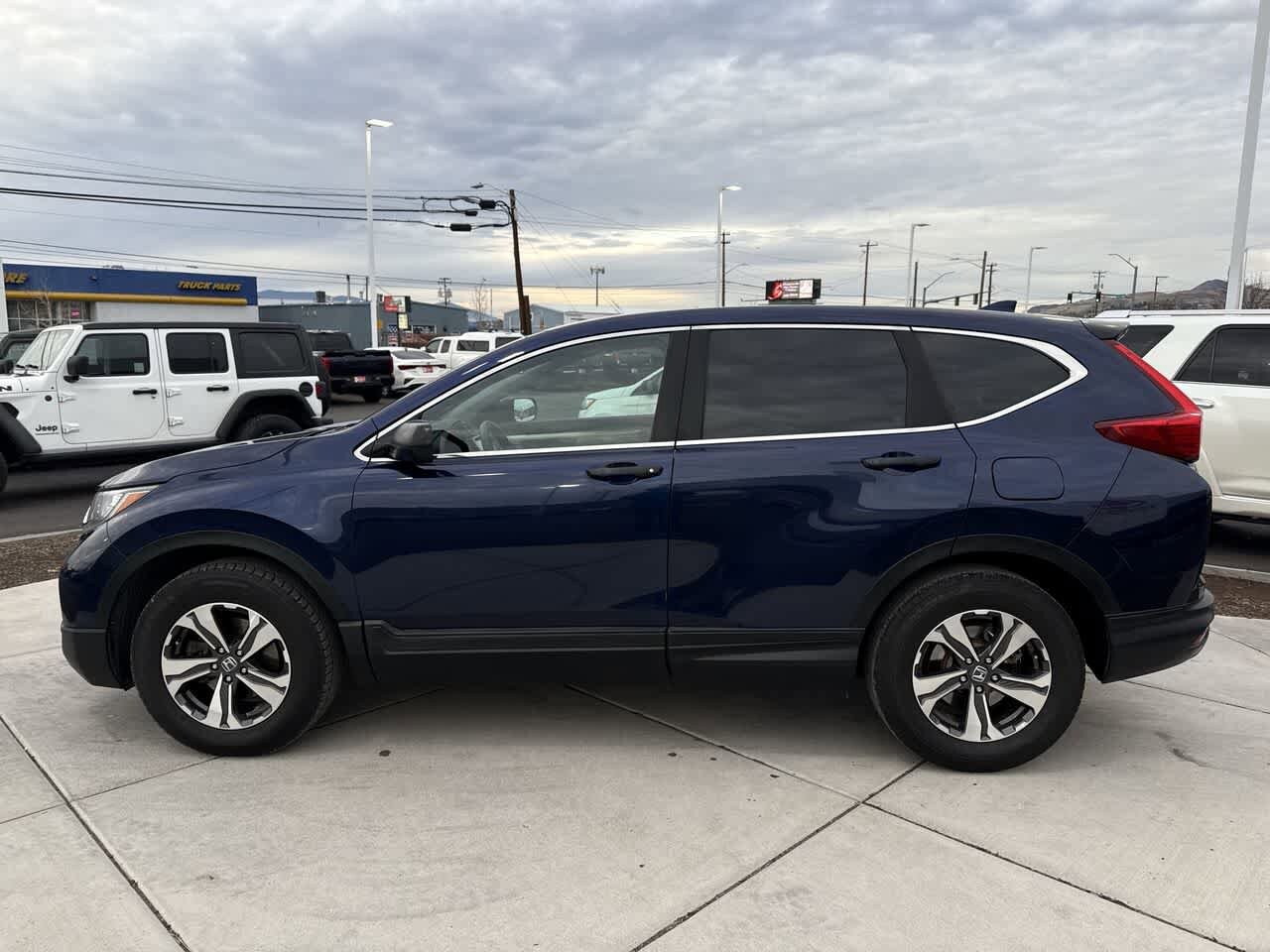 2018 Honda CR-V LX photo 2