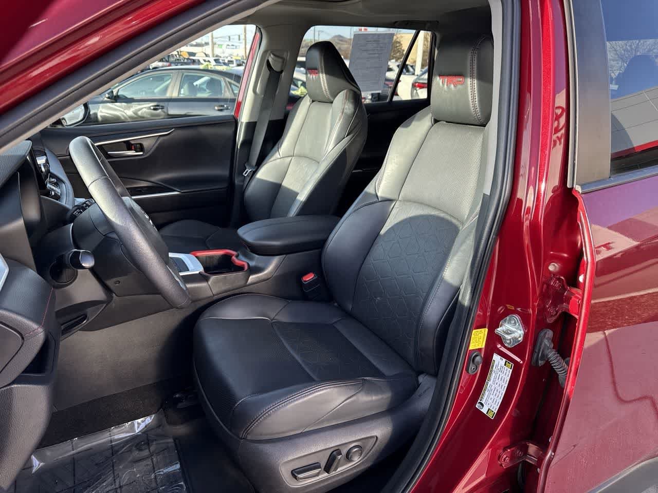 Thumbnail: 2023 Toyota RAV4 - 11