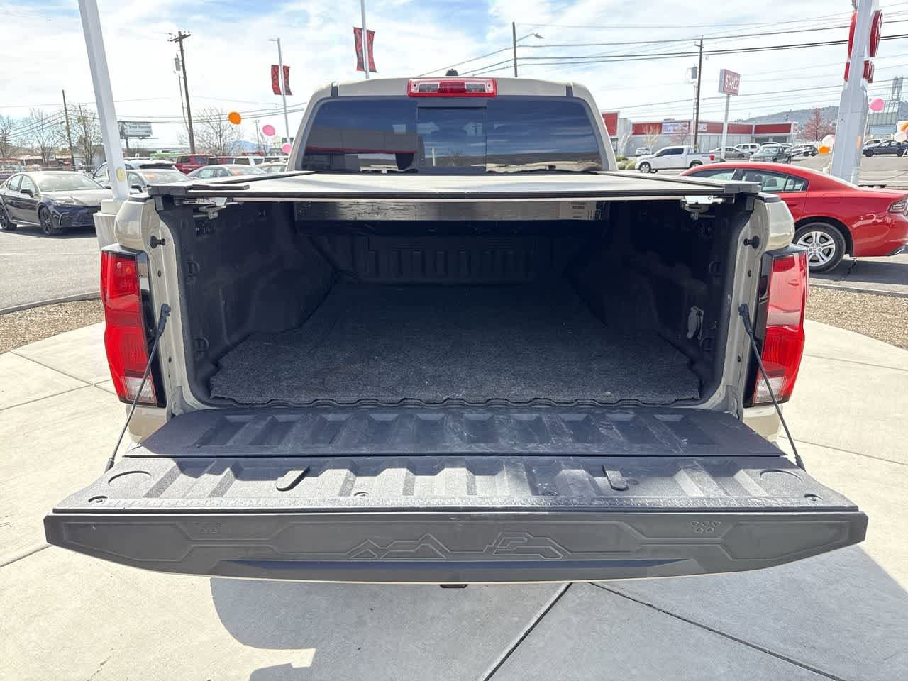 Thumbnail: 2024 Chevrolet Colorado - 6