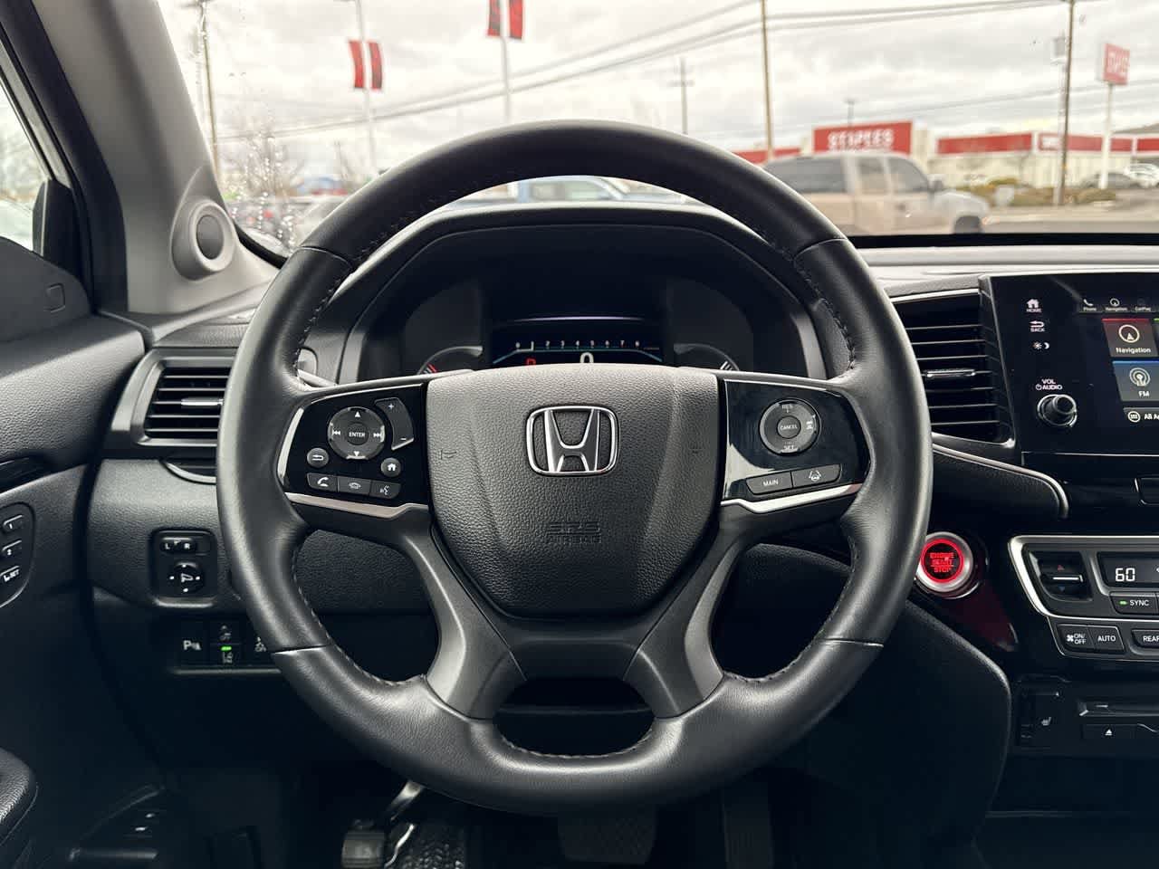 Thumbnail: 2020 Honda Pilot - 17