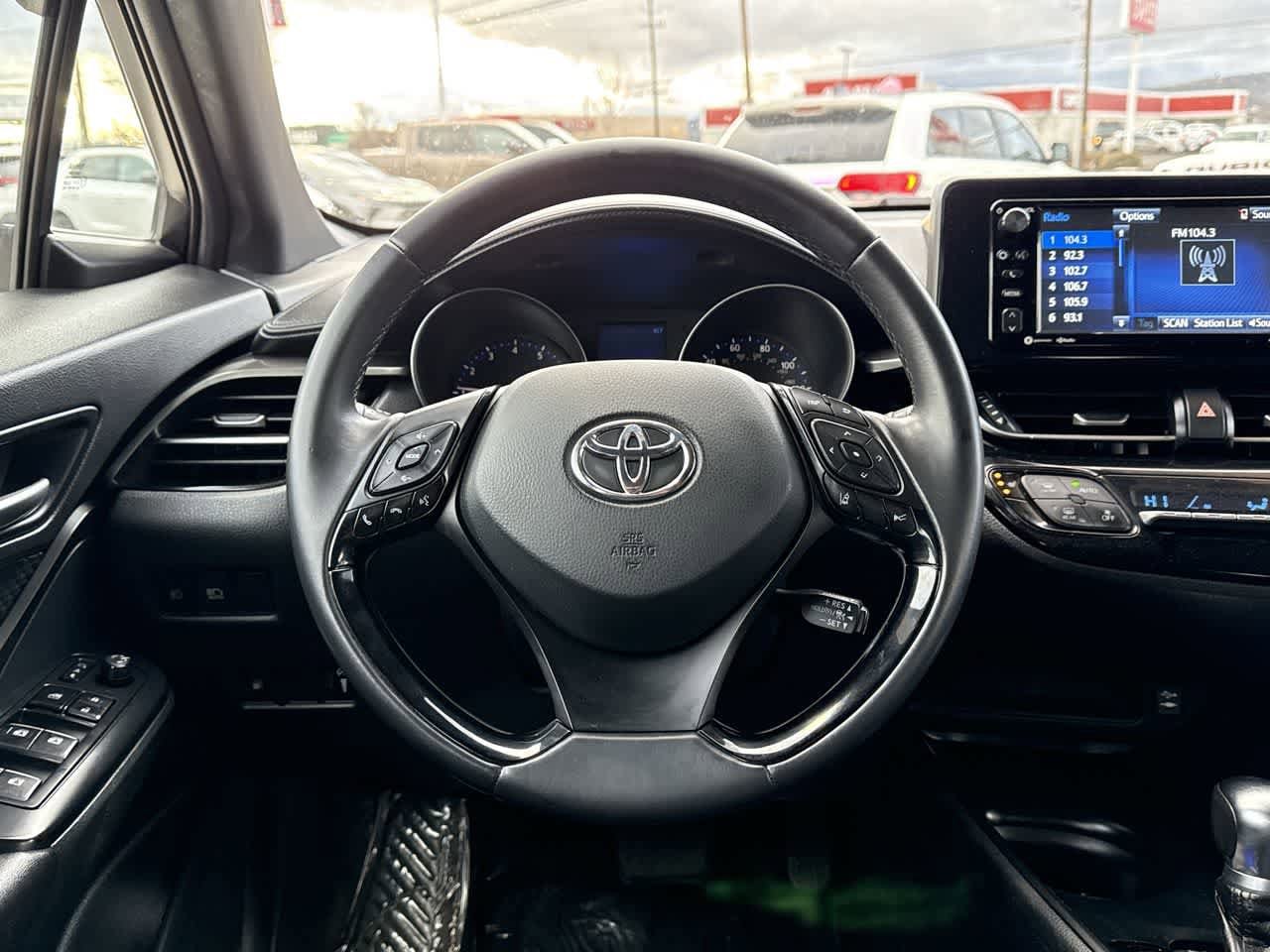 Thumbnail: 2018 Toyota C-HR - 16