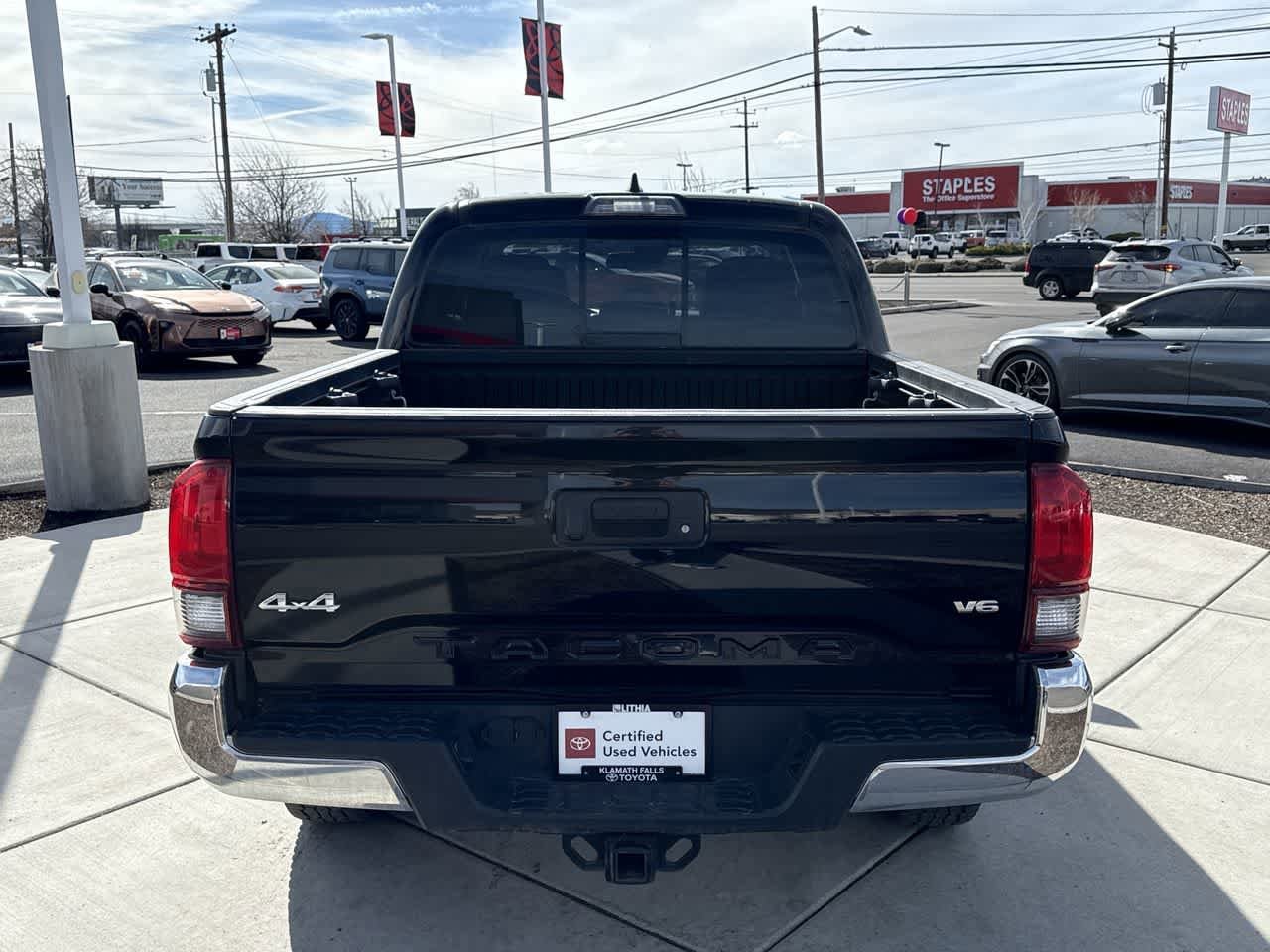 Thumbnail: 2019 Toyota Tacoma - 4