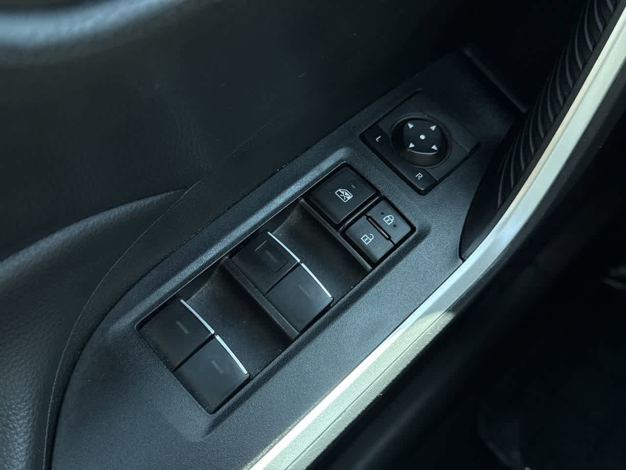 Thumbnail: 2024 Toyota RAV4 - 22