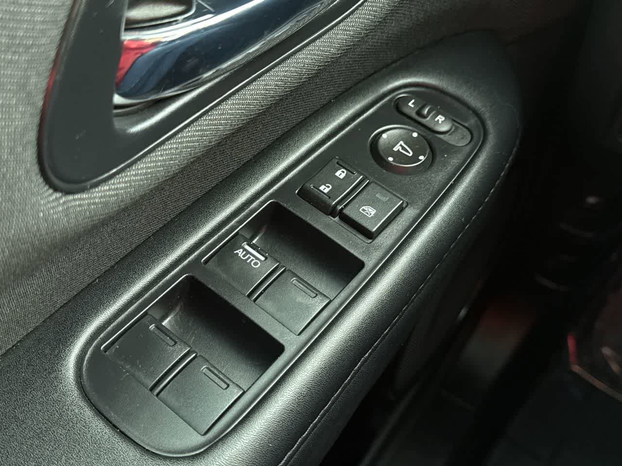 Thumbnail: 2022 Honda HR-V - 22