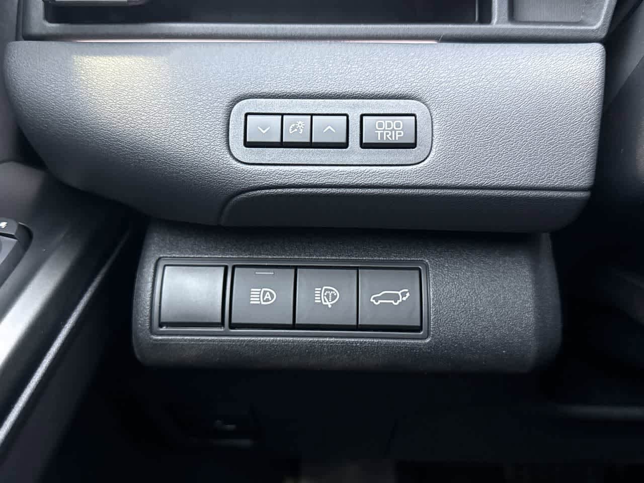 Thumbnail: 2026 Toyota bZ - 21