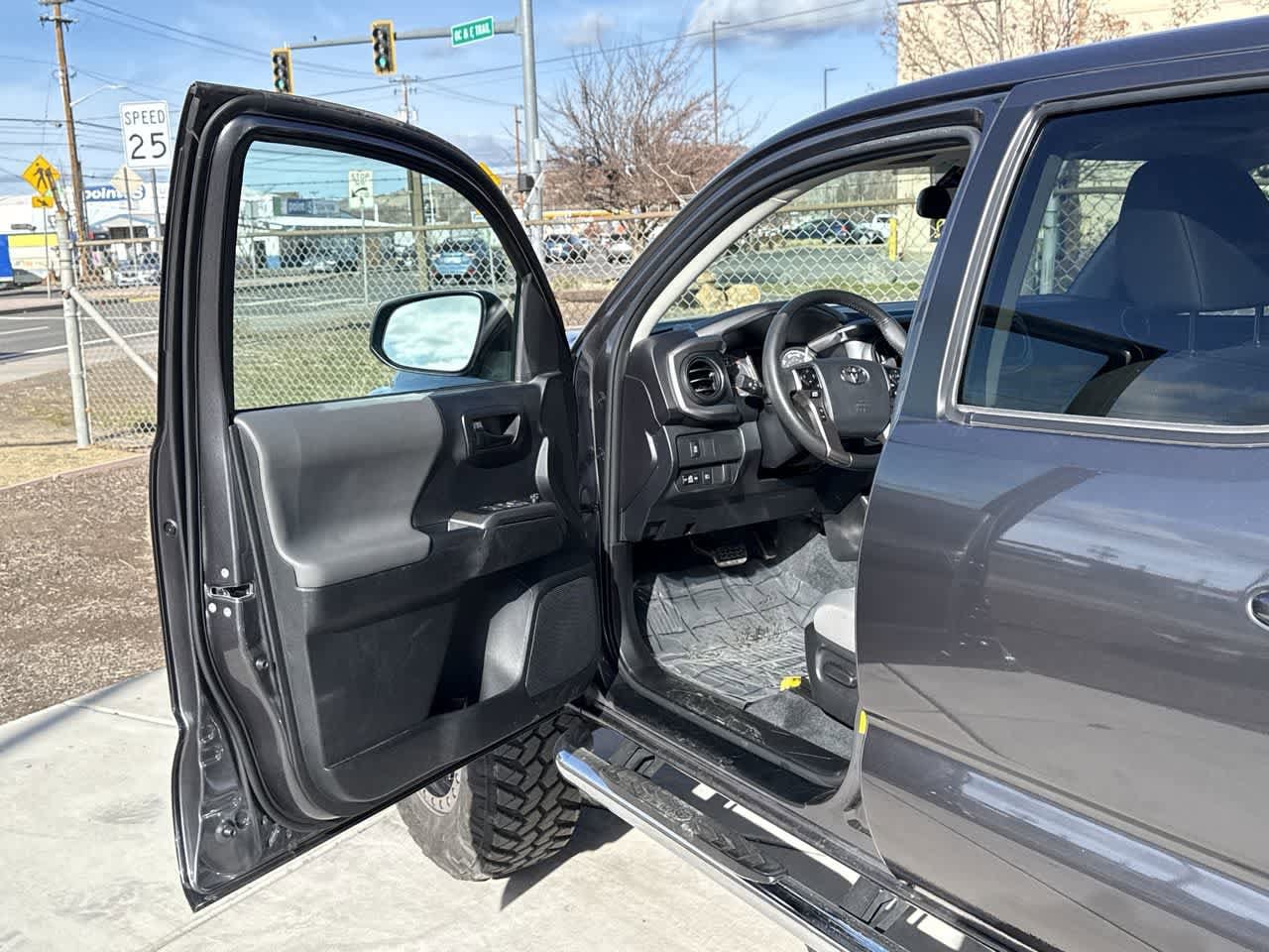 Thumbnail: 2023 Toyota Tacoma - 10