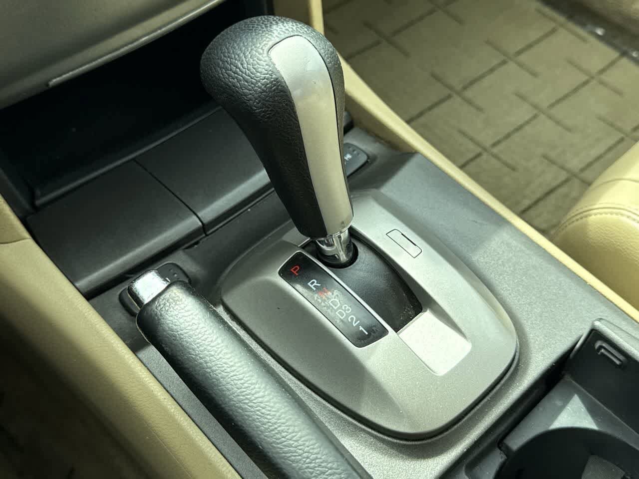 Thumbnail: 2012 Honda Accord - 19