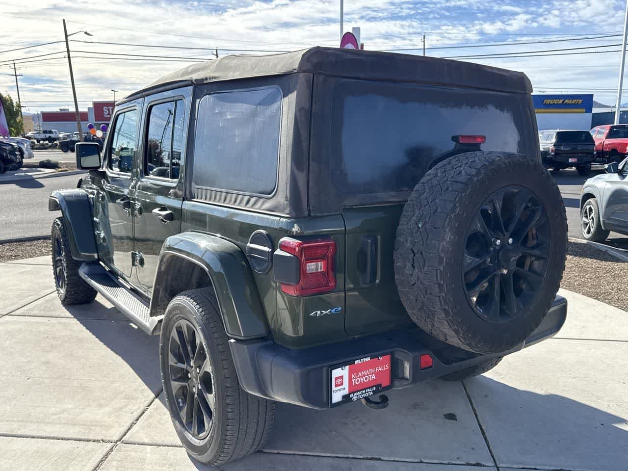 Thumbnail: 2021 Jeep Wrangler - 5
