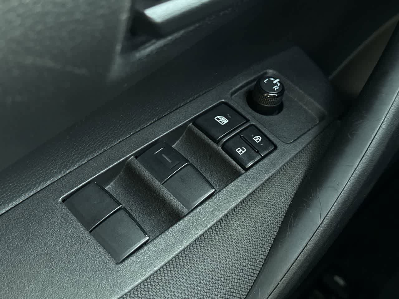 Thumbnail: 2022 Toyota Corolla - 22