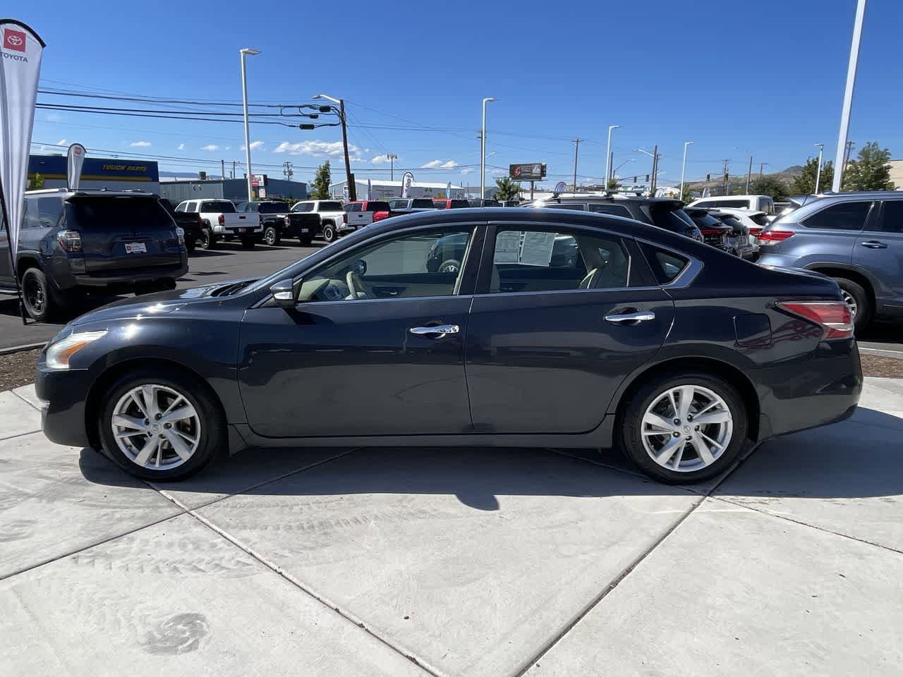 Thumbnail: 2014 Nissan Altima - 2
