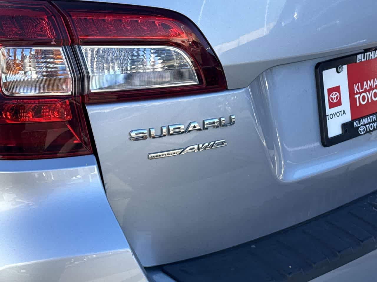 Thumbnail: 2017 Subaru Outback - 9